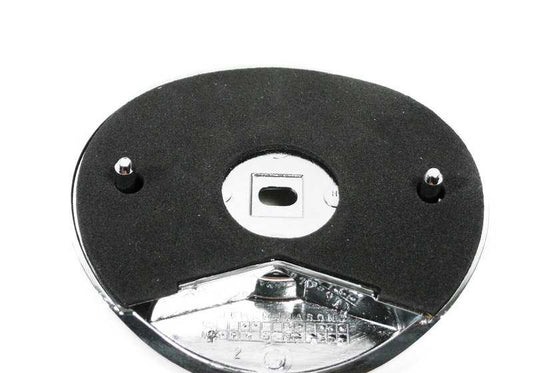 Arandela cromada OEM 51148250028 para BMW X5 E53 3.0d y 3.0i (2001-2006). Pieza original BMW.