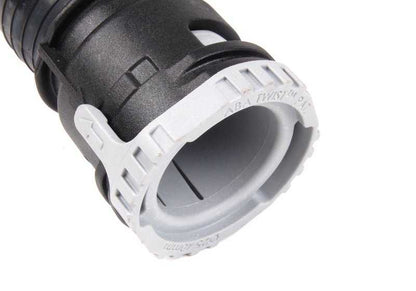 Tubo de descarga de aire OEM 11657556555 para BMW E82, E88, E90, E91, E92, E93. Original BMW.
