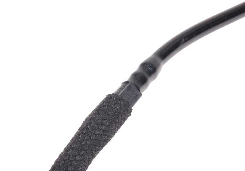 Tubo de vacío OEM 13717558227 para BMW E82, E88, E90, E91, E92, E93. Original BMW.