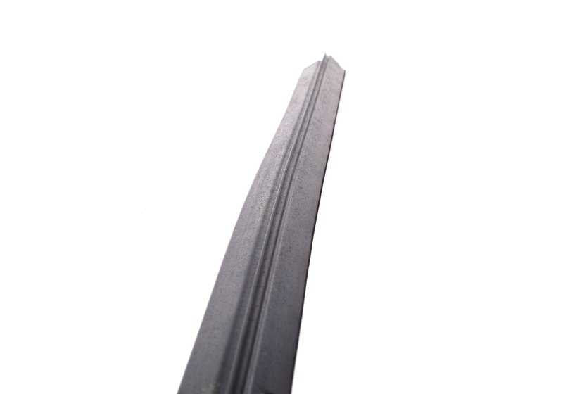 Burlete exterior ventanilla izquierda OEM 51221864289 para BMW Serie 5 E12 (todos los modelos 518, 518i, etc. de 1974 a 1981). Original BMW.