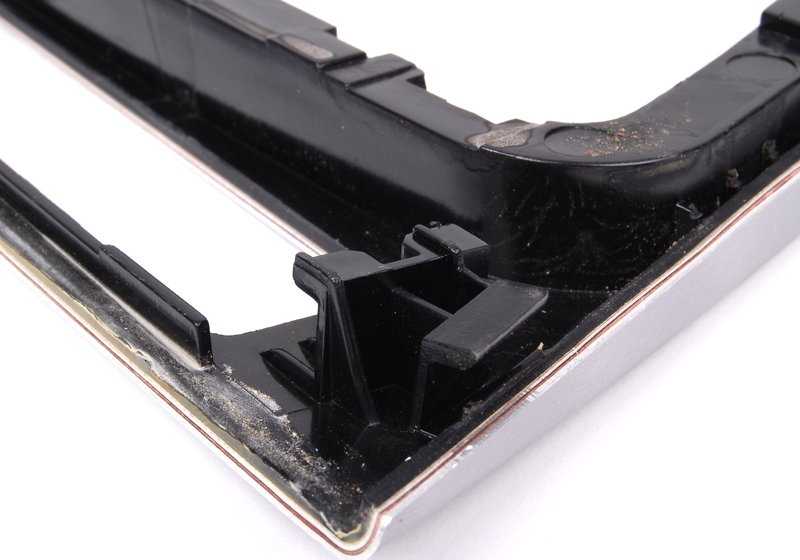 OM 51167052062 Aluminiumhalter -Fach für BMW E46. Original BMW Stück. Ideal, um die Lagerung des Fahrzeugs zu ersetzen oder innen Sie sie hinzu.