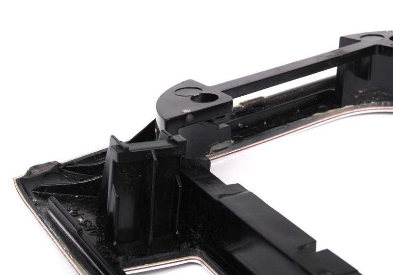 OM 51167052062 Aluminiumhalter -Fach für BMW E46. Original BMW Stück. Ideal, um die Lagerung des Fahrzeugs zu ersetzen oder innen Sie sie hinzu.