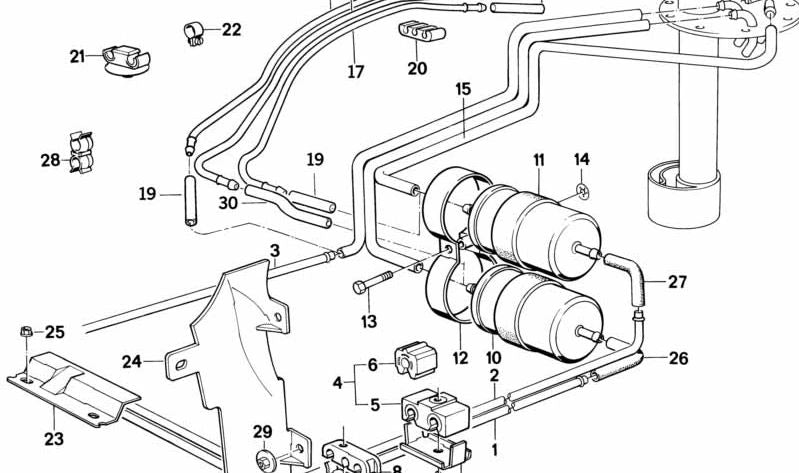 Tubo de alimentación de combustible OEM 16121179518 para BMW E32 750i con motor M70. Compatible con modelos producidos entre 1987 y 1994. Recambio original BMW.