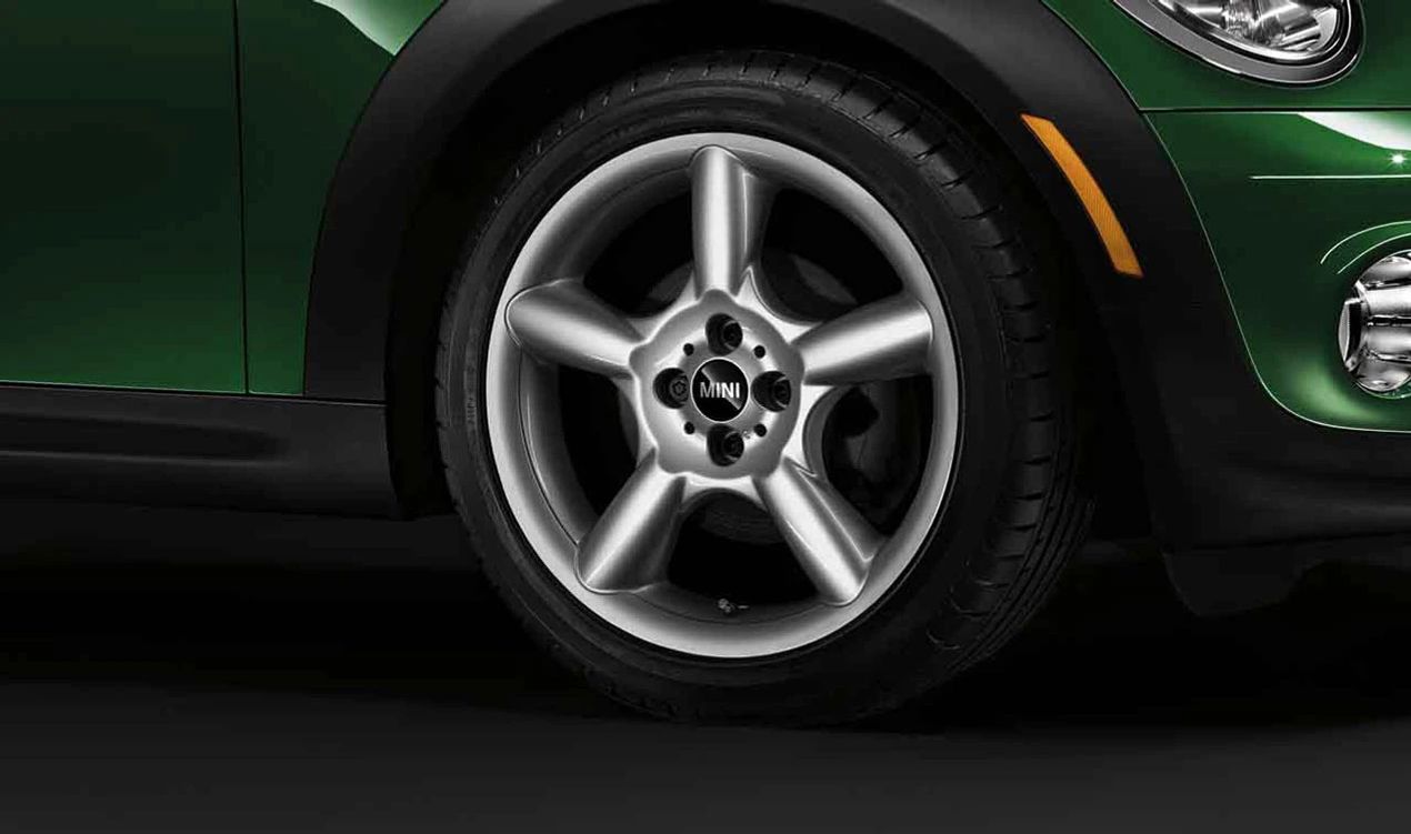 Llanta de aluminio 5 Star Pace Spoke 110 OEM 36116777960 para MINI R50, R53, R56, R56 LCI, Clubman R55, Cabrio R52, R57, Coupé R58, Roadster R59... y más. Original MINI.