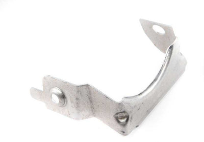 Soporte izquierdo para cubrecarter OEM 51718202967 para BMW E39 535i y 540i con cambio automático. Compatible con modelos fabricados entre 1996 y 2003. Pieza original BMW.