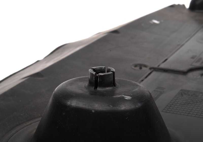 Conducto de aire inferior delantero OEM 51717897173 para BMW E60, E61. Original BMW.