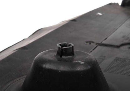 Conducto de aire inferior delantero OEM 51717897173 para BMW E60, E61. Original BMW.