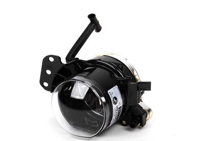 Antiniebla delantero derecho OEM 63177897188 para BMW E60, E60N, E61, E61N. Original BMW.