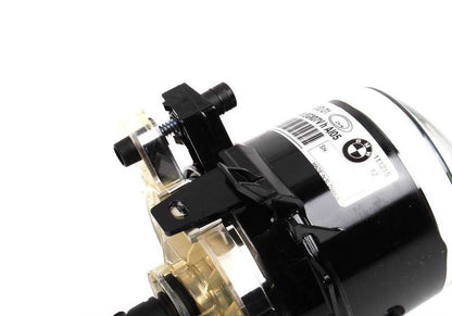 Antiniebla delantero derecho OEM 63177897188 para BMW E60, E60N, E61, E61N. Original BMW.