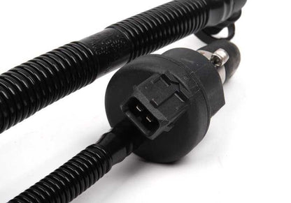 Tubilidade do tubérculo OEM 11157834056 para BMW E46, Z4 E85, Z4 E86. Compatível com o sistema de ventilação do motor. Substituição original da BMW.