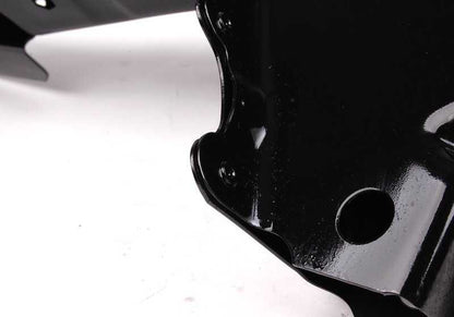 Soporte derecho de travesaño OEM 41147111070 para BMW E60, E61. Original BMW.