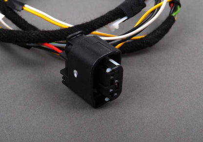 Motor elevalunas delantero izquierdo OEM 67138379003 para BMW Serie 3 E46. Original BMW.