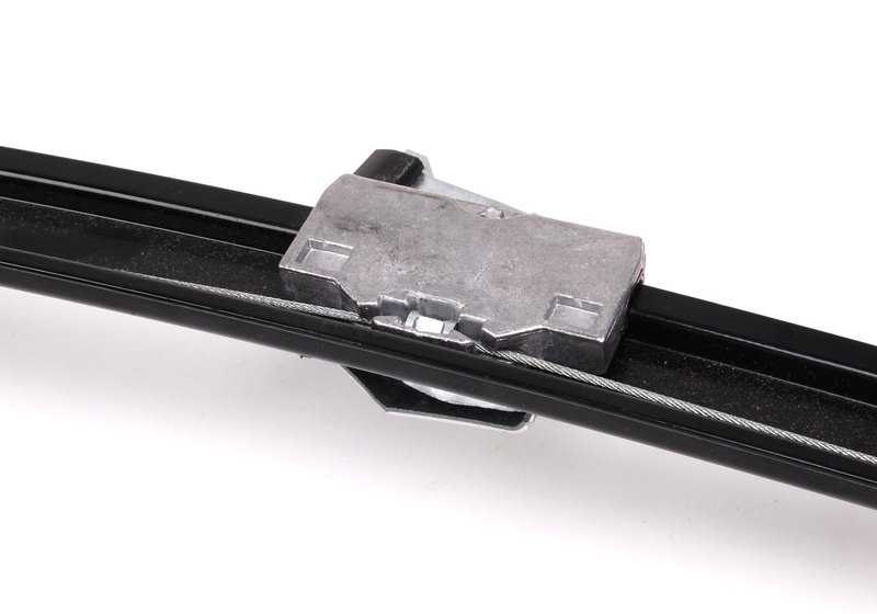 Elevalunas eléctrico delantero derecho OEM 51338125202 para BMW Serie 7 {E38 725tds, 728i} (todos los modelos y variantes entre 1995-2001). Recambio original BMW.