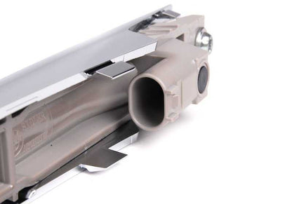 Moldura cromada lateral izquierda OEM 51138051601 para BMW E82. Original BMW.