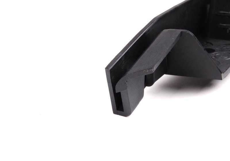 Right side support of the front bumper OEM 51118223248 for BMW E65 {730d, 730i, 735i, 740d, 745i, 760i}. Original BMW.