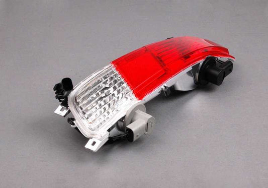 Piloto traseiro direito OEM 63217841122 para BMW E63 e E64. Compatível com todos os modelos da série 6 E63 (cupê) e E64 (CABrio). Peça original da BMW.