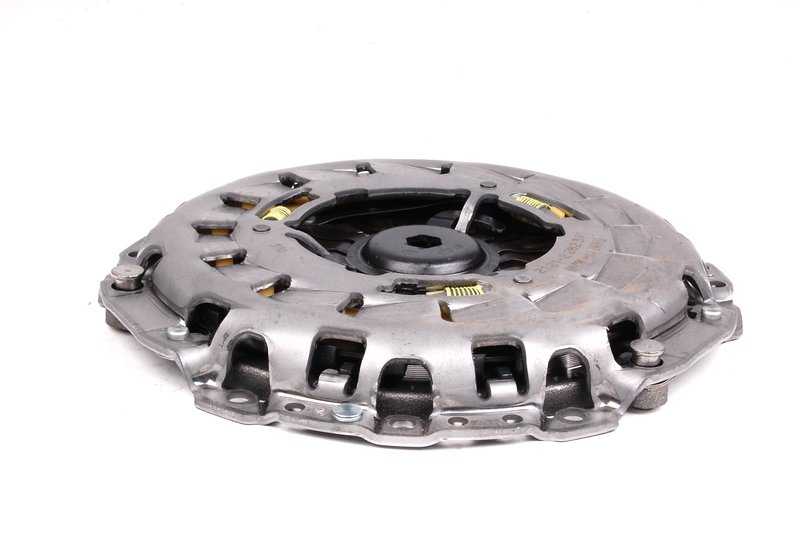 Kit de embreagem completa 21217837984 para BMW Z4 E85 e E86 (Modelos Z4 M 3.2) com mudança de motor e manual S54. Válido para veículos feitos entre 2006 e 2008. BMW original.