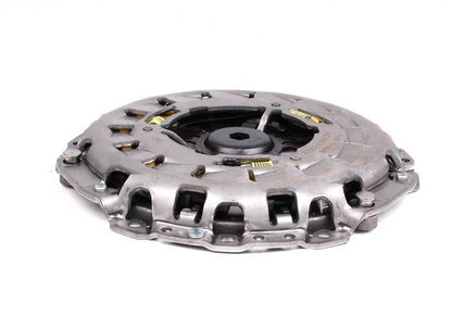 Kit de embreagem completa 21217837984 para BMW Z4 E85 e E86 (Modelos Z4 M 3.2) com mudança de motor e manual S54. Válido para veículos feitos entre 2006 e 2008. BMW original.
