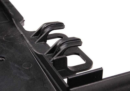 Soporte de radiador OEM 17111740796 para BMW E39 y E52. Original BMW.