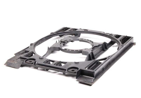 Marco de sujeción del radiador OEM 64546913887 para BMW E39 520i (M52) con cambio manual o automático. Original BMW.