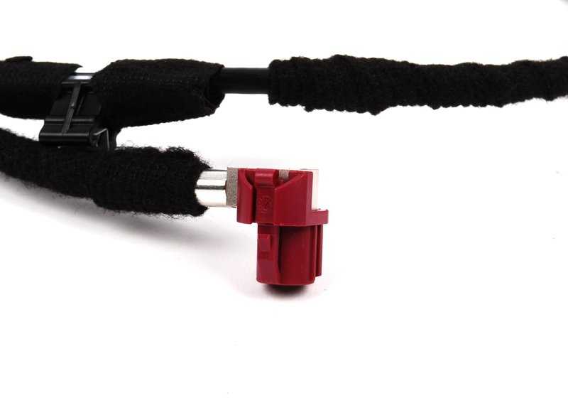 Cavo di connessione CIC / schermo per BMW E81, E82, E87N, E88, E90N, E91N, E92, E92N, E93, E93N, E60, E60N, E61, E61N, E63, E63N, E64, E64N, E84, E89 (OEM 611111) . BMW originale