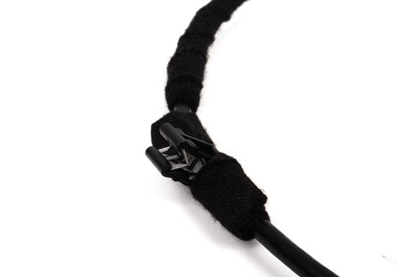 Cavo di connessione CIC / schermo per BMW E81, E82, E87N, E88, E90N, E91N, E92, E92N, E93, E93N, E60, E60N, E61, E61N, E63, E63N, E64, E64N, E84, E89 (OEM 611111) . BMW originale