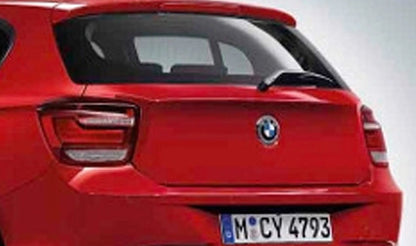 Piloto trasero LED izquierdo OEM 63217241541 para BMW F20, F21. Compatible solo con vehículos sin faros de xenón. Requiere codificación tras la instalación. Original BMW.