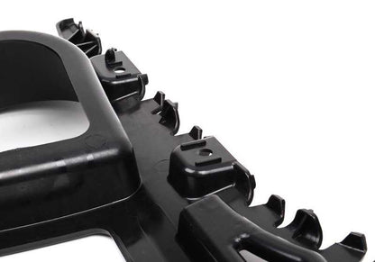 Soporte lateral derecho para parachoques OEM 51127202668 para BMW E90, E91. Original BMW.