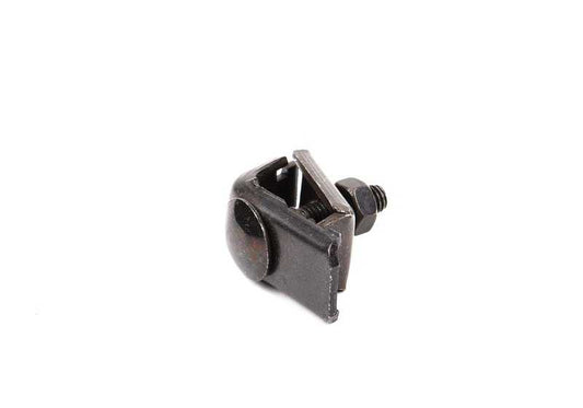 Clip de sujeción trasero OEM 72608103010 para BMW E30. Original BMW.