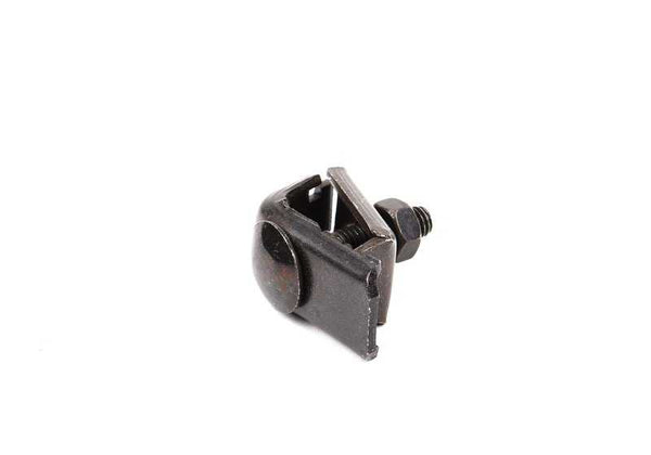 Clip de sujeción trasero OEM 72608103010 para BMW E30. Original BMW.