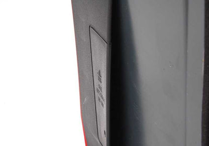 Luz trasera lateral izquierda para BMW E70, E70N (OEM 63217227791). Original BMW.