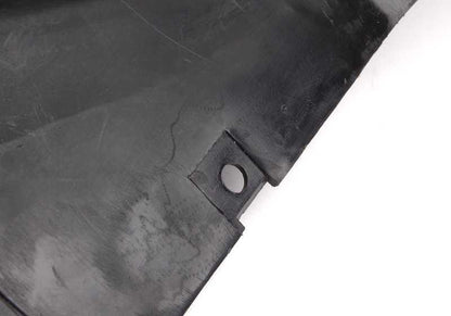 Cubierta izquierda OEM 51711916171 para BMW E30. Original BMW.
