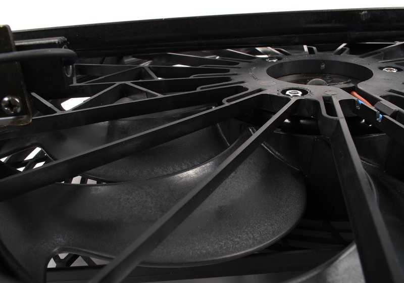 Ventilador Adicional para BMW para varios modelos/series de BMW (OEM 64542228432). Original BMW