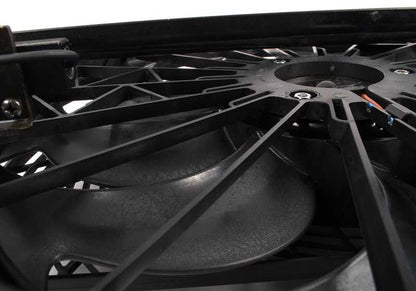 Ventilador Adicional para BMW para varios modelos/series de BMW (OEM 64542228432). Original BMW