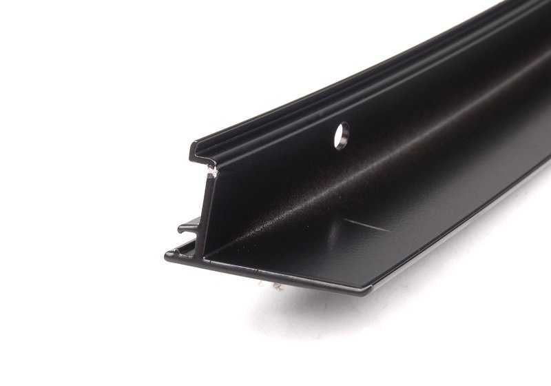 Moldura del marco de ventana pilar C puerta trasera izquierda OEM 51348208993 para BMW E46. Original BMW.