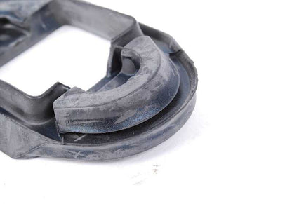 Cubierta para tope de puerta trasera derecha OEM 51223452822 para BMW X3 E83. Original BMW.
