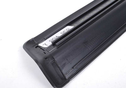 Cubierta de entrada delantera para BMW Serie 3 E46 (OEM 51477894858). Original BMW.