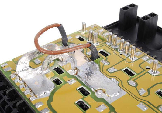 Caja de fusibles OEM 61131370763 para BMW E30, E24 y E23. Recambio original BMW.