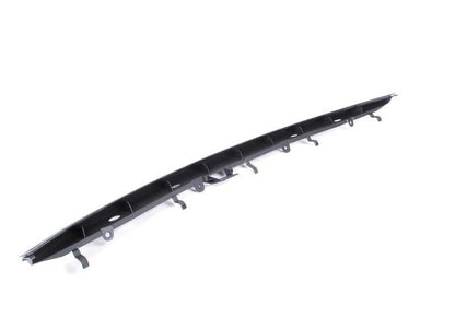 Black Grid OEM 51468213963 for BMW 3 E46 Series (316i models, A11, A12, Al21, Al22, Al51, AN72, AN82, Ay11, Ay31, Ay32). Original BMW piece.