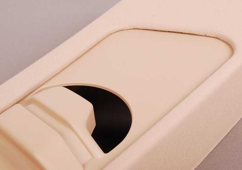 Cubre ITS montante B superior BEIGE CLARO para BMW E46 Serie 3  . Original BMW