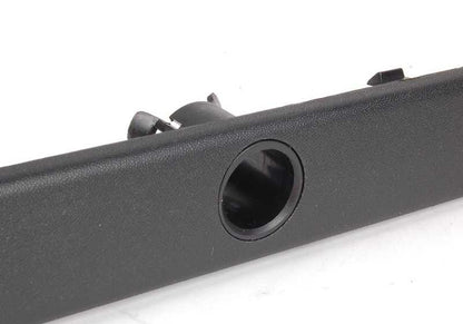 Moldura lateral OEM 51128205246 para BMW Serie 5 E39 (1995-2004). Original BMW.