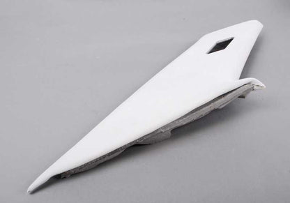 Embellecedor columna trasera izquierda OEM 51438160253 para BMW E31 (Serie 8). Color gris plata claro. Original BMW.