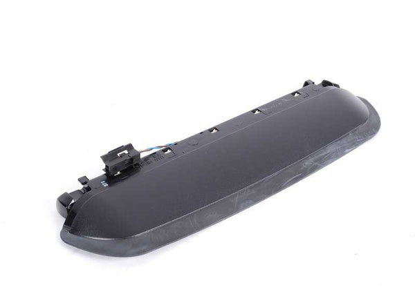 Luz de freno trasera central OEM 63257145659 para BMW E60 y E60N. Original BMW.