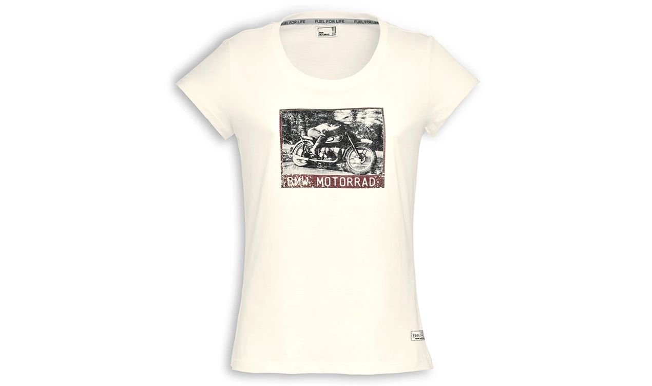 Camiseta blanca retro BMW Motorrad R 68 para mujer talla S. Diseño ajustado con logo y moto en el pecho, y detalle "Soulfuel" en la espalda. 100% algodón. OEM 76615A813D8. Original BMW Motorrad.