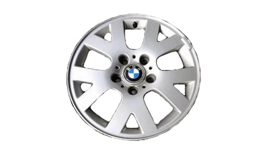 Llanta original BMW aluminio diseño V-Radio 54 6,5x15 ET42 OEM 36111095369 para BMW Serie 3 E46. Apta para eje delantero o trasero. Incluye tornillos y tapa central. Original BMW.