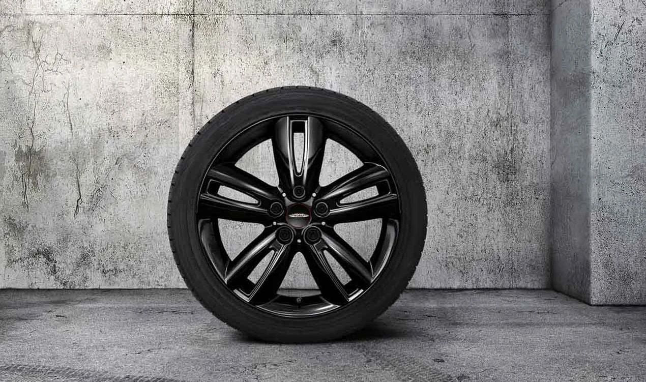 Llanta de aluminio JCW Track Spoke 501 negra OEM 36116856057 para MINI F56, F56 LCI, F56 BEV LCI, F55, Cabrio F57, Cabrio F57 LCI. Original MINI.