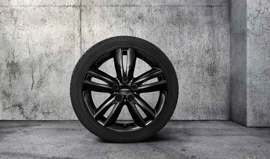 Llanta de aluminio JCW Track Spoke 501 negra OEM 36116856057 para MINI F56, F56 LCI, F56 BEV LCI, F55, Cabrio F57, Cabrio F57 LCI. Original MINI.