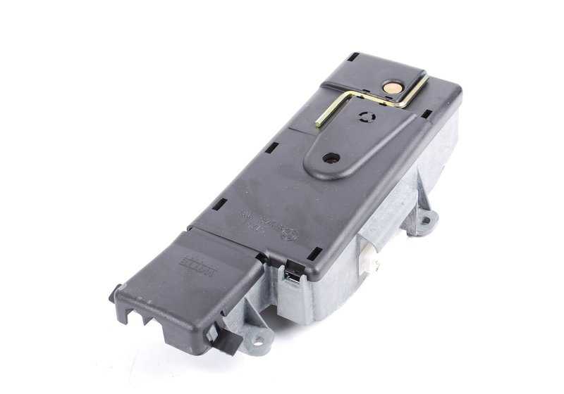 MOTEUR DE CLOSE OEM 51258248308 pour BMW E46. Fermeture arrière centralisée du coffre. BMW d'origine.