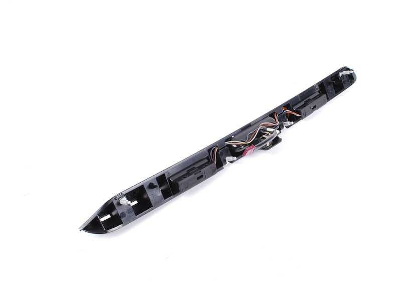 Manilla portón trasero con botón OEM 51138185790 para BMW E39. Original BMW.