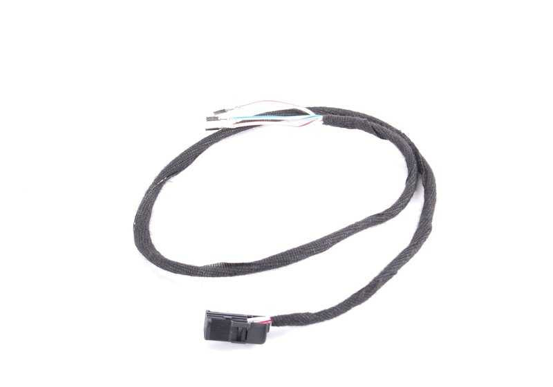 Anschlusskabel für CD -Wechsler für BMW E39 (OEM 61120140718). Original BMW.